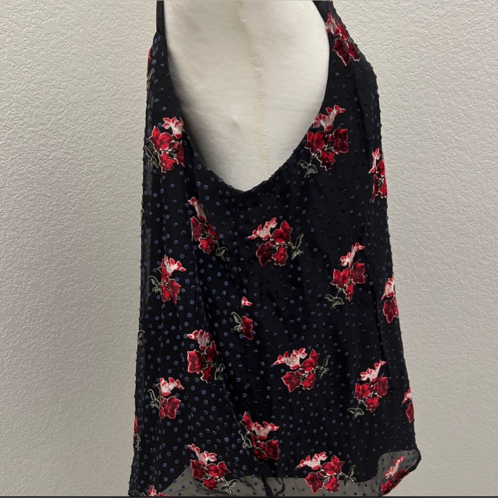Floral Top - LOFT - Picture 11 of 16